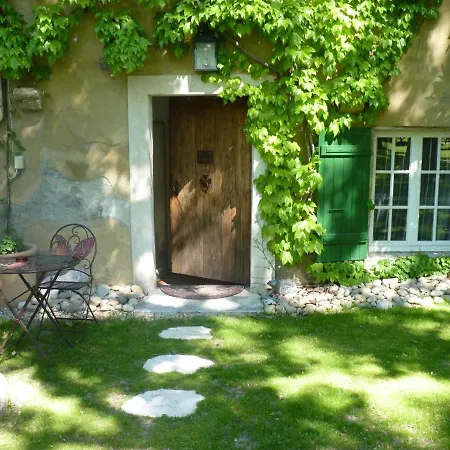 Les Gites Du Domaine De Rhodes Avignon Exterior photo