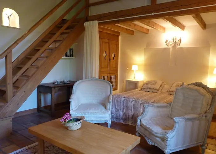 Les Gites Du Domaine De Rhodes